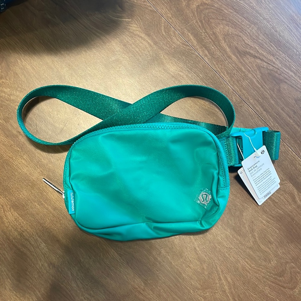 Lululemon Belt Bag. Brand new